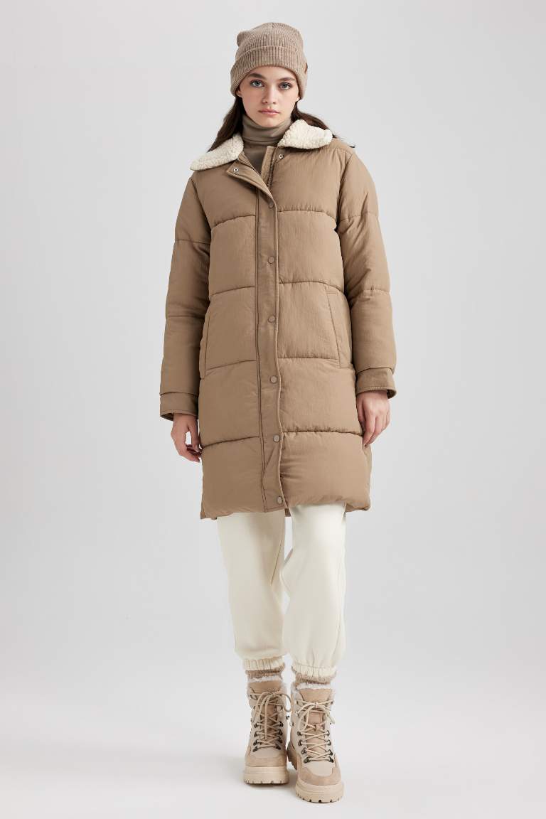 Waterproof Regular Fit Puffer Jacket