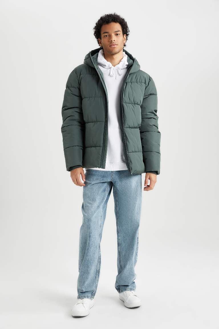 Regular Fit Hooded Puffer Jacket