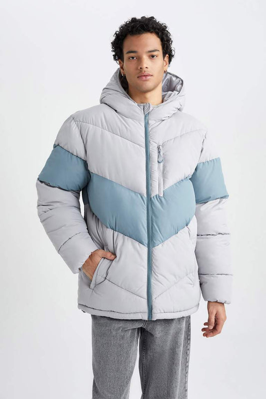 Water Repellent Regular Fit Puffer Jacket