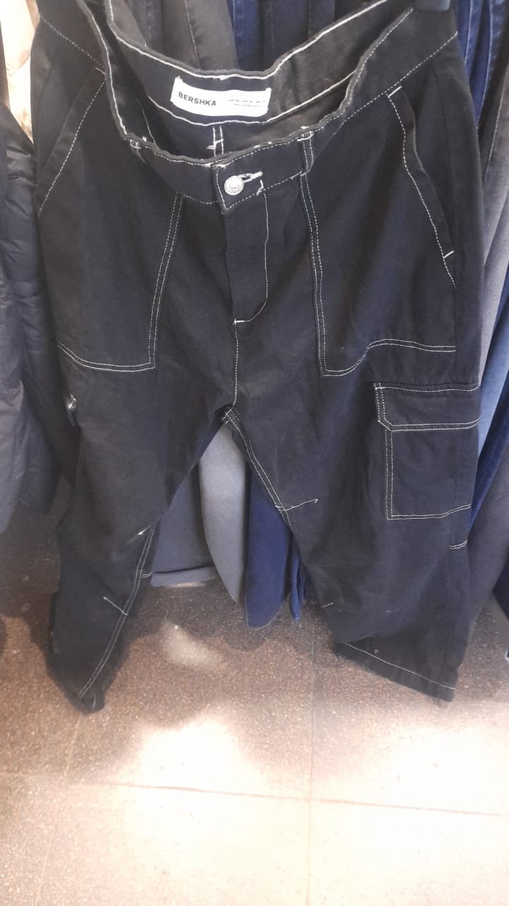 Bershka Contrast Stitch Wide Cargo In Black